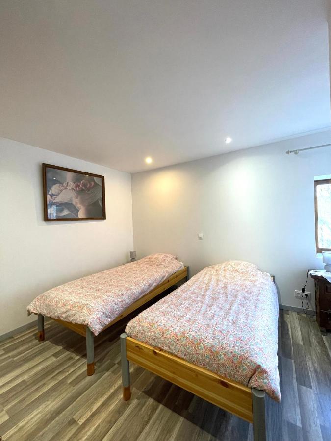 Le Petit Chalus Grand Gite Forcalquier Εξωτερικό φωτογραφία